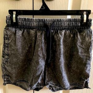 Twik Grey black twin short, size small, relaxed and comfy fit